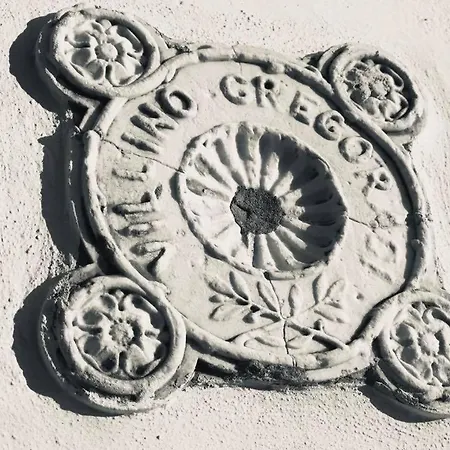 Bed & Breakfast Villino Gregoraci Relais 3*