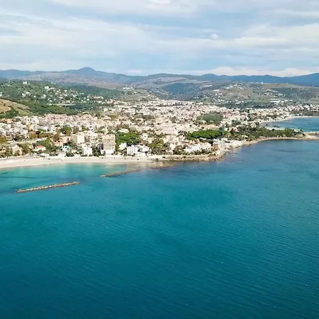 Bed & Breakfast Villino Gregoraci Relais 3*