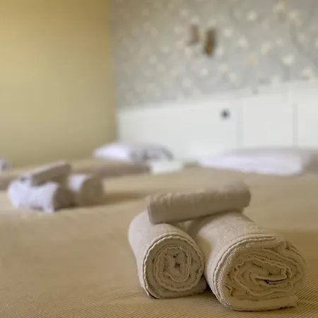 Villino Gregoraci Relais Alojamento de Acomodação e Pequeno-almoço 3*