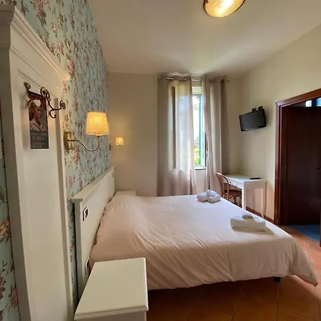 Alojamento de Acomodação e Pequeno-almoço Villino Gregoraci Relais